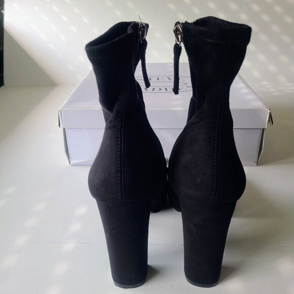 Steve Madden 'Edit' Black Suede Slouchy Heeled Ankle Booties Women's Size 7 - Picture 5 of 12